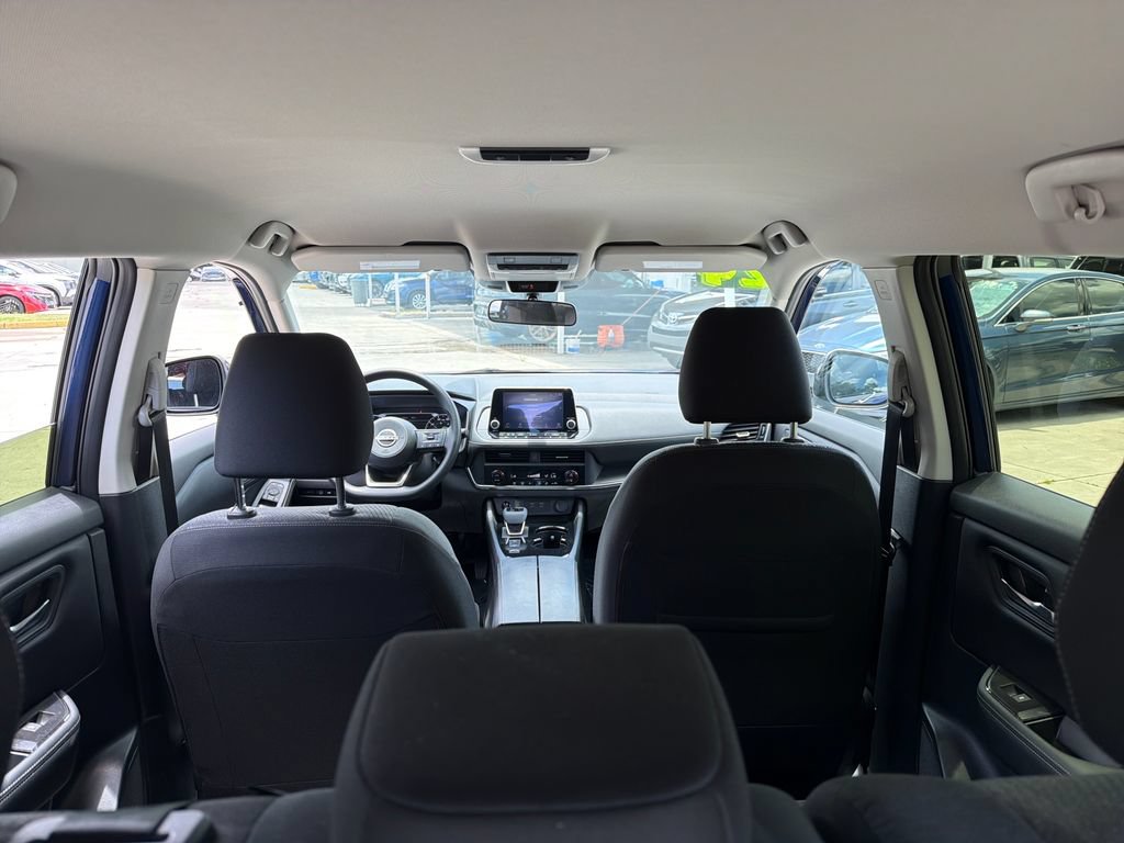Certified 2024 Nissan Rogue SV FWD image 34
