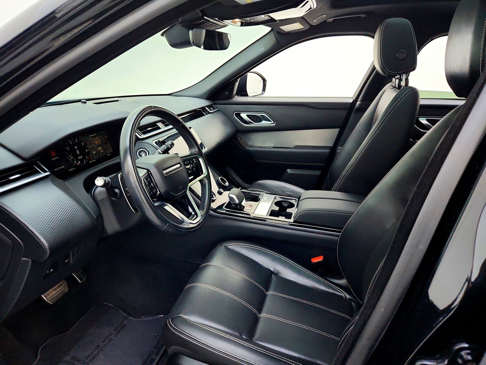 Used 2023 Land Rover Range Rover Velar R-Dynamic S image 11