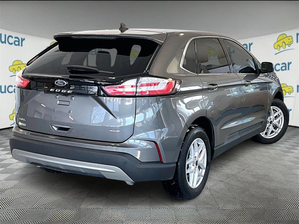 Used 2023 Ford Edge SEL image 6