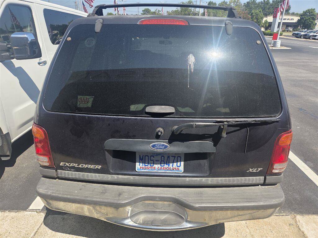 Used 1999 Ford Explorer XLT AWD/4WD image 3