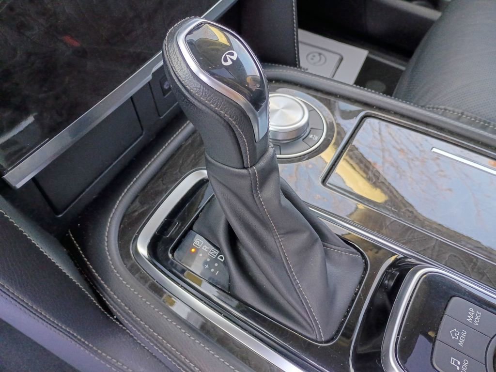 Used 2024 INFINITI QX80 Luxe image 42