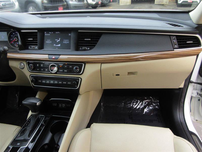 Used 2019 Kia Cadenza Premium image 28