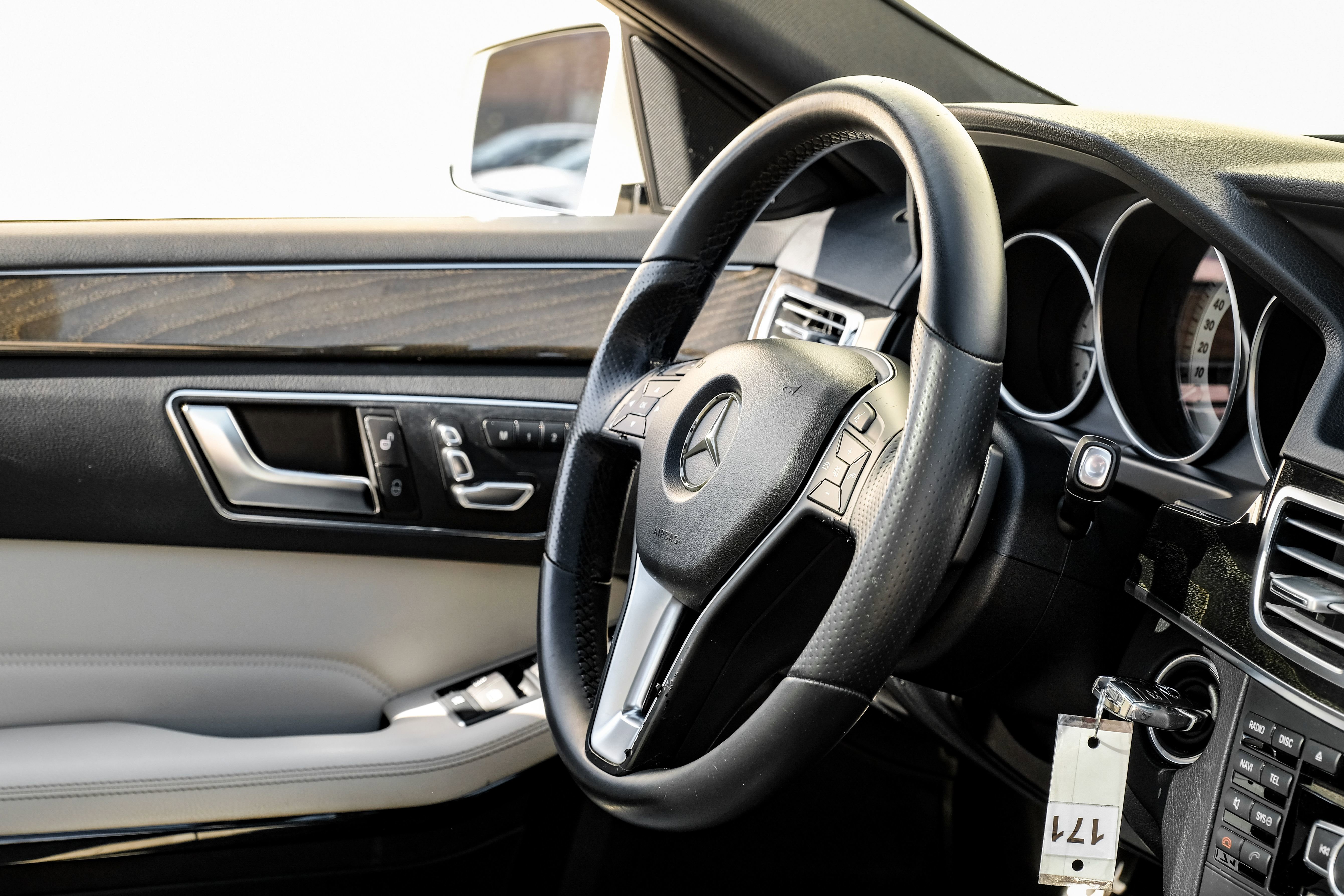 Used 2015 Mercedes-Benz E 350 Sedan w/ Premium 1 Package image 13