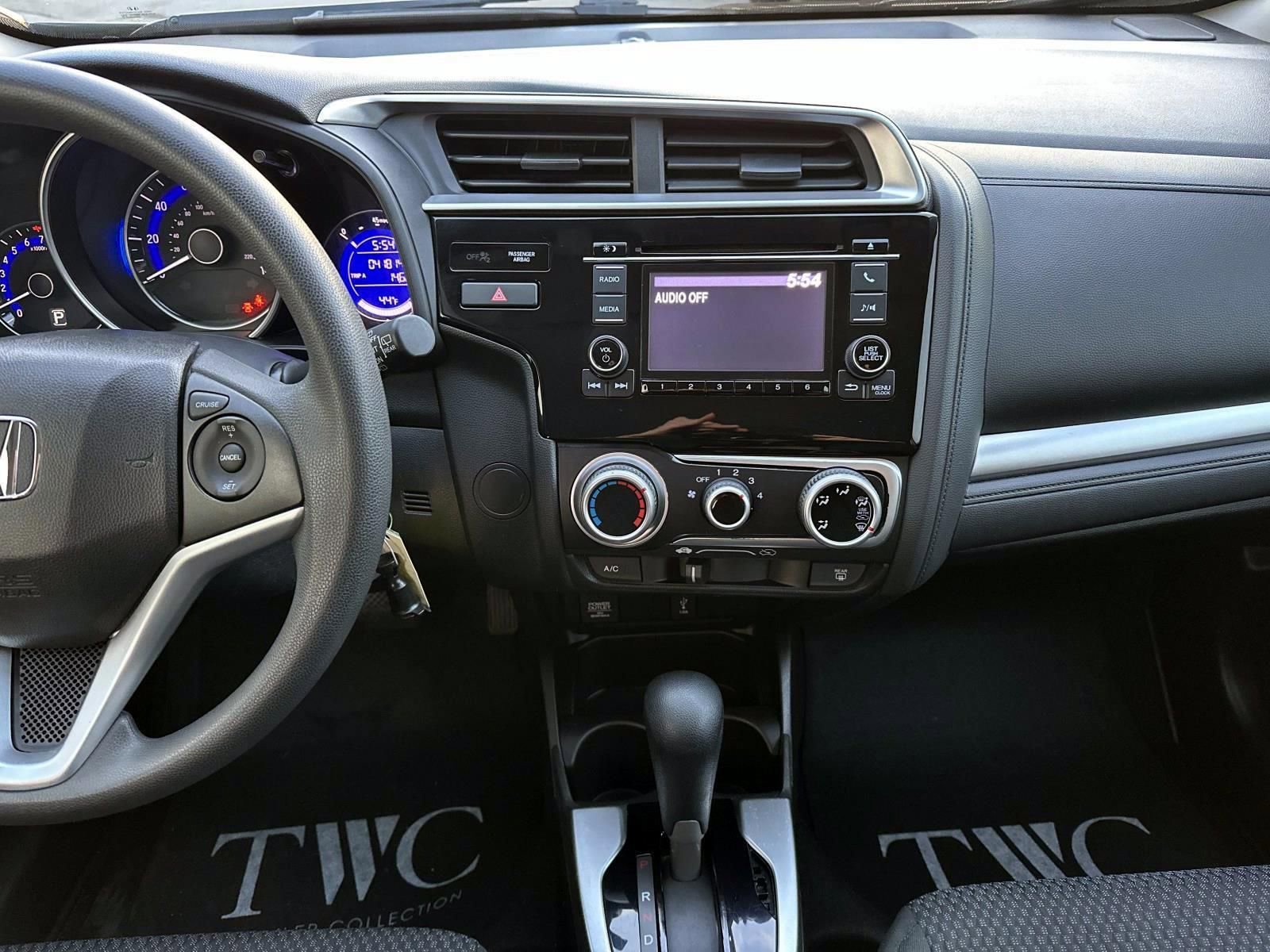 Used 2018 Honda Fit LX image 26