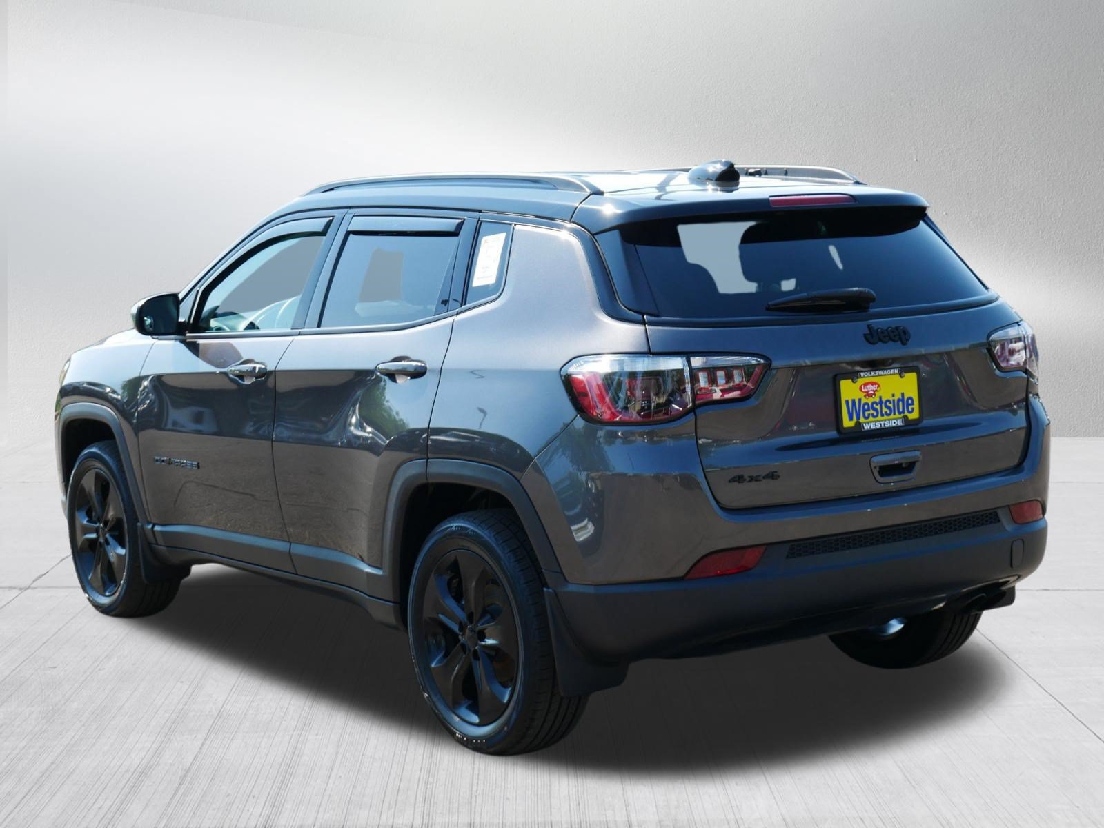 Used 2021 Jeep Compass Latitude AWD/4WD image 5