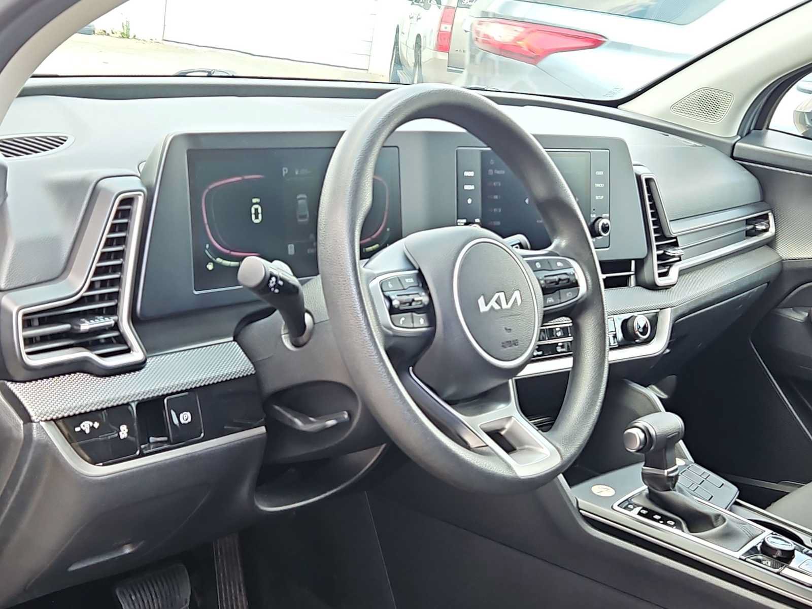 Certified 2024 Kia Sportage LX FWD image 2