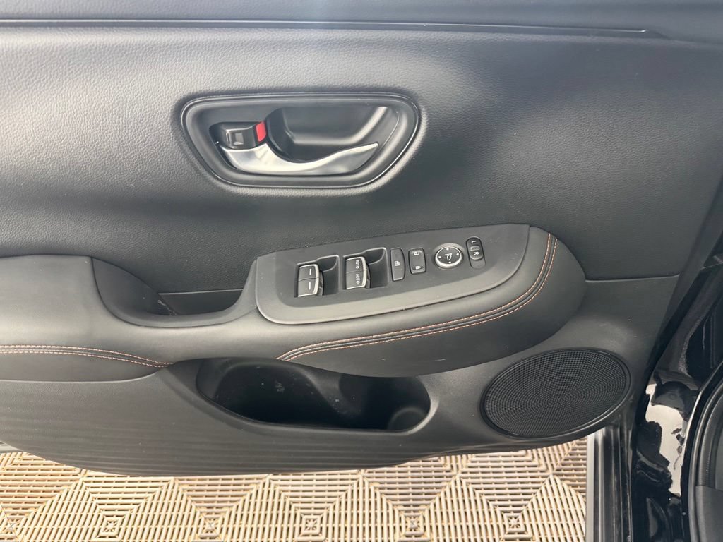 Certified 2025 Honda HR-V Sport image 20