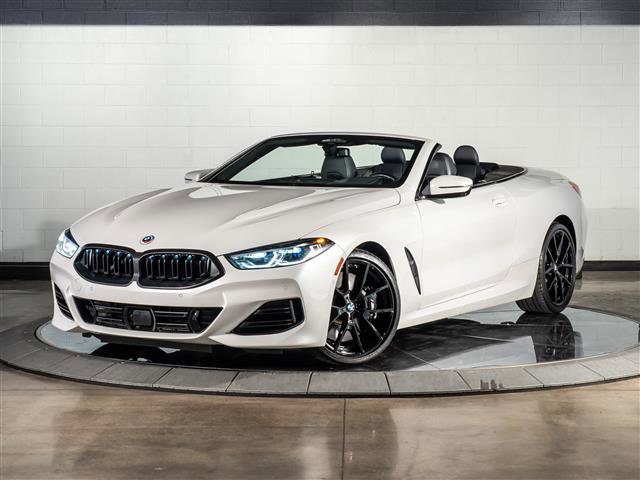 Used 2023 BMW 840i Convertible image 1