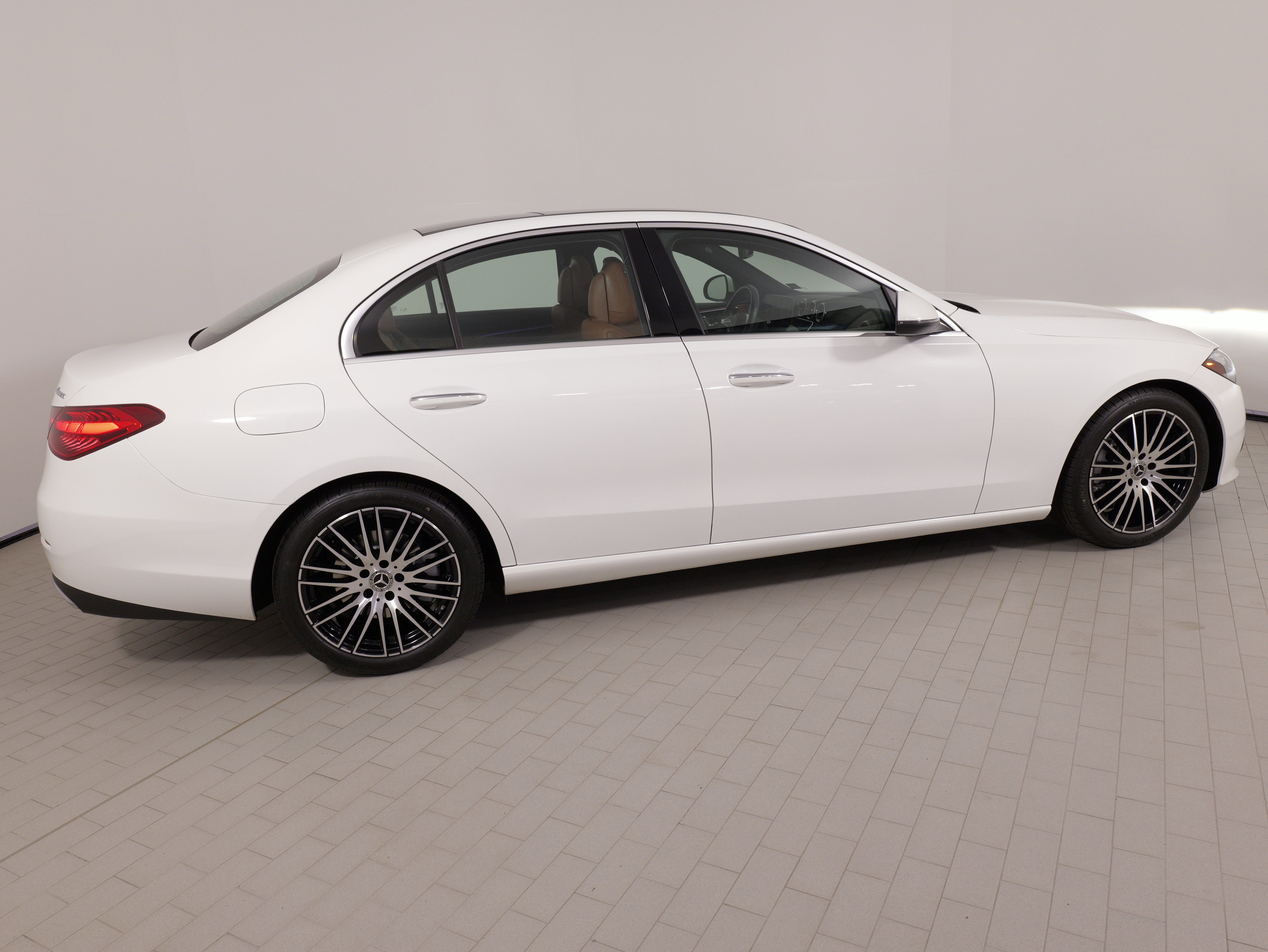 Used 2023 Mercedes-Benz C 300 4MATIC Sedan image 9