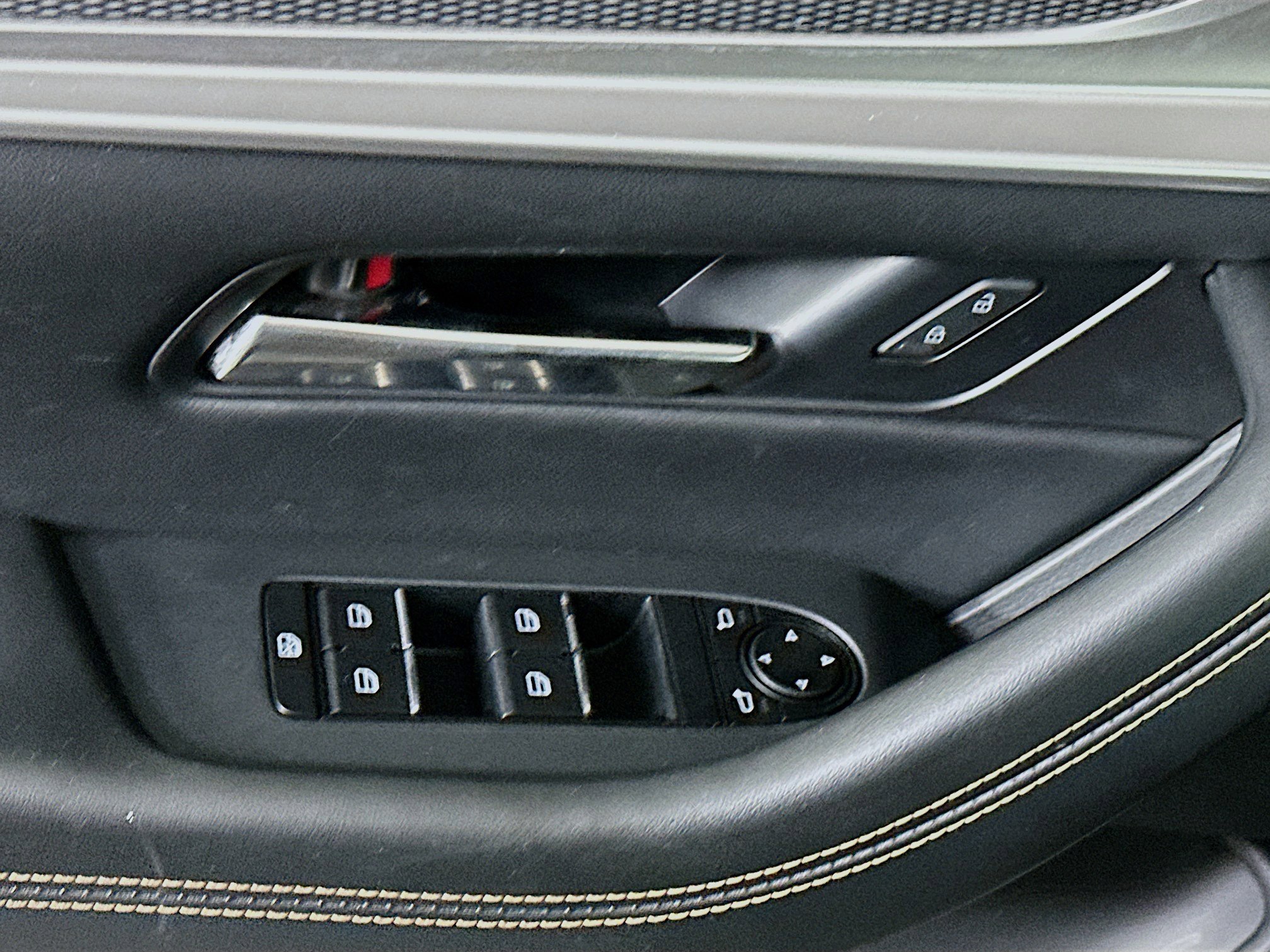 Used 2025 MAZDA CX-90 3.3 Turbo w/ Preferred Package image 15