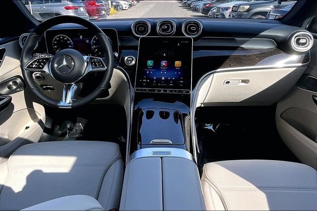 Used 2026 Mercedes-Benz GLC 300 4MATIC image 12