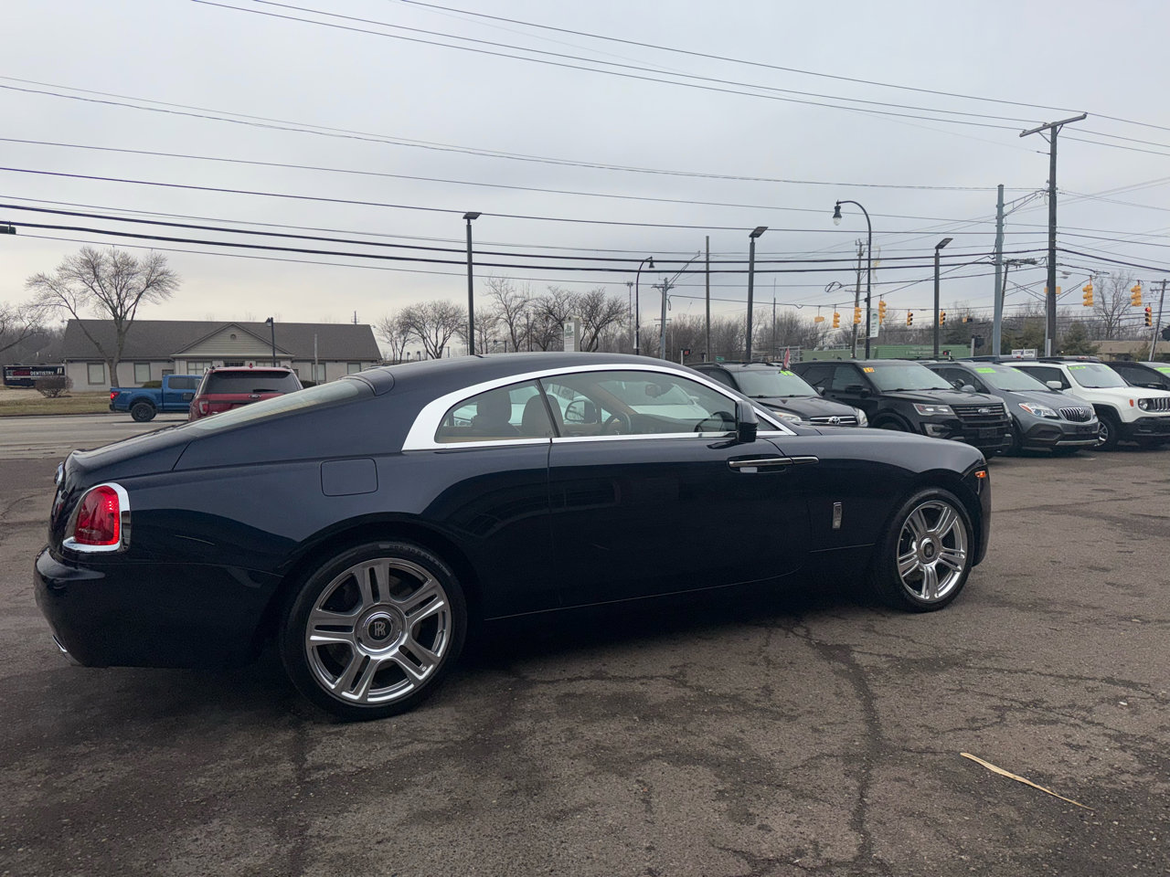 Used 2015 Rolls-Royce Wraith image 13