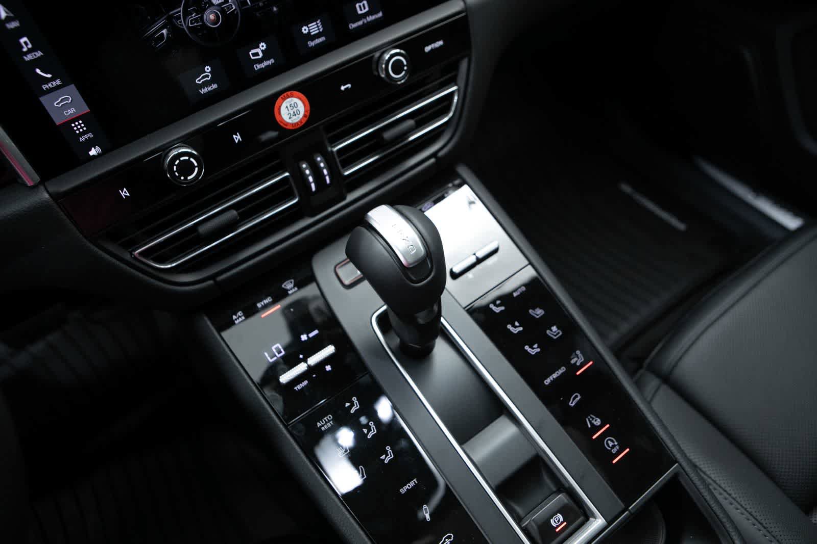 New 2026 Porsche Macan S AWD/4WD image 28