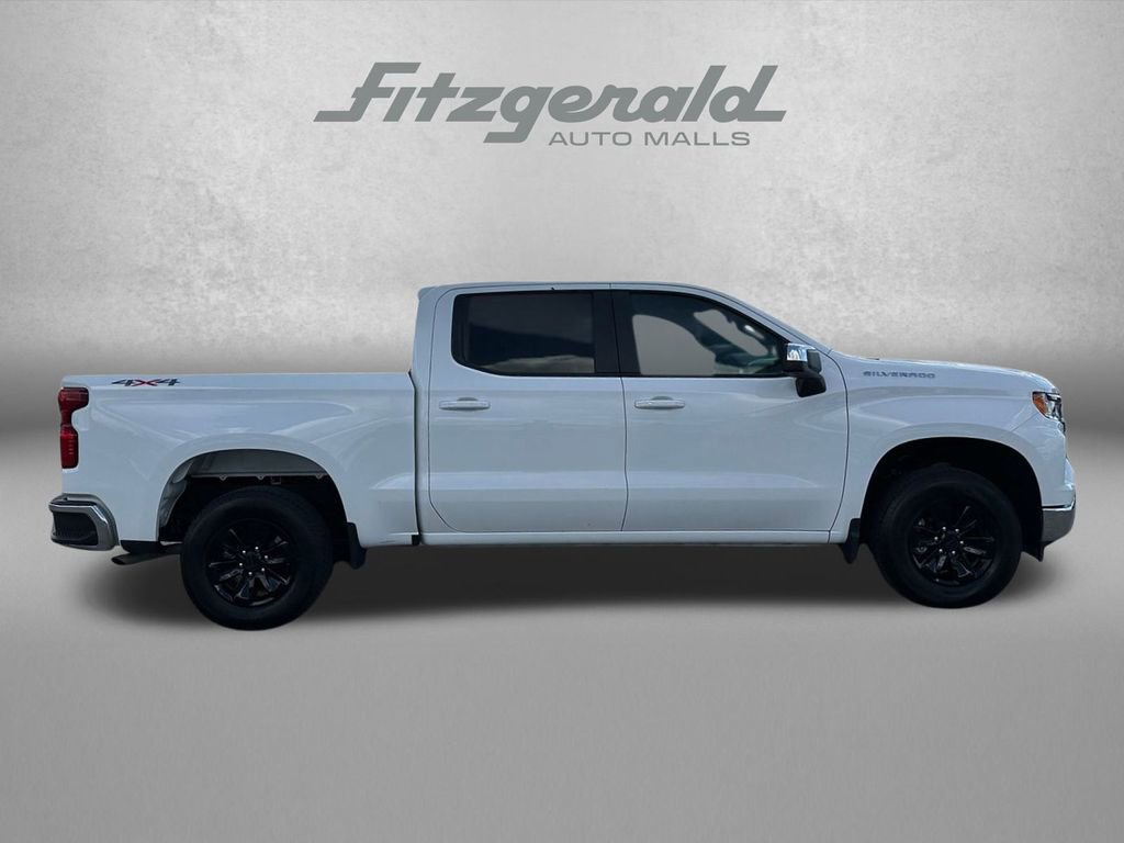 Used 2025 Chevrolet Silverado 1500 LT image 4