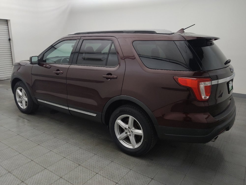 Used 2019 Ford Explorer XLT w/ Equipment Group 201A image 3
