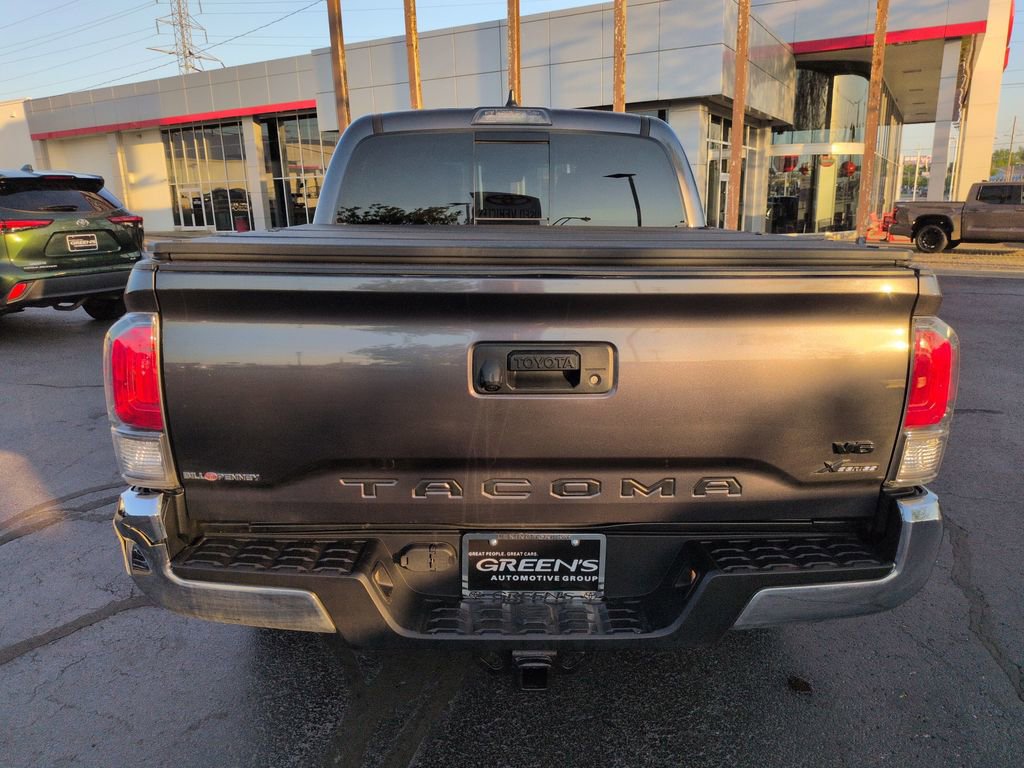 Used 2023 Toyota Tacoma TRD Off-Road AWD/4WD image 4
