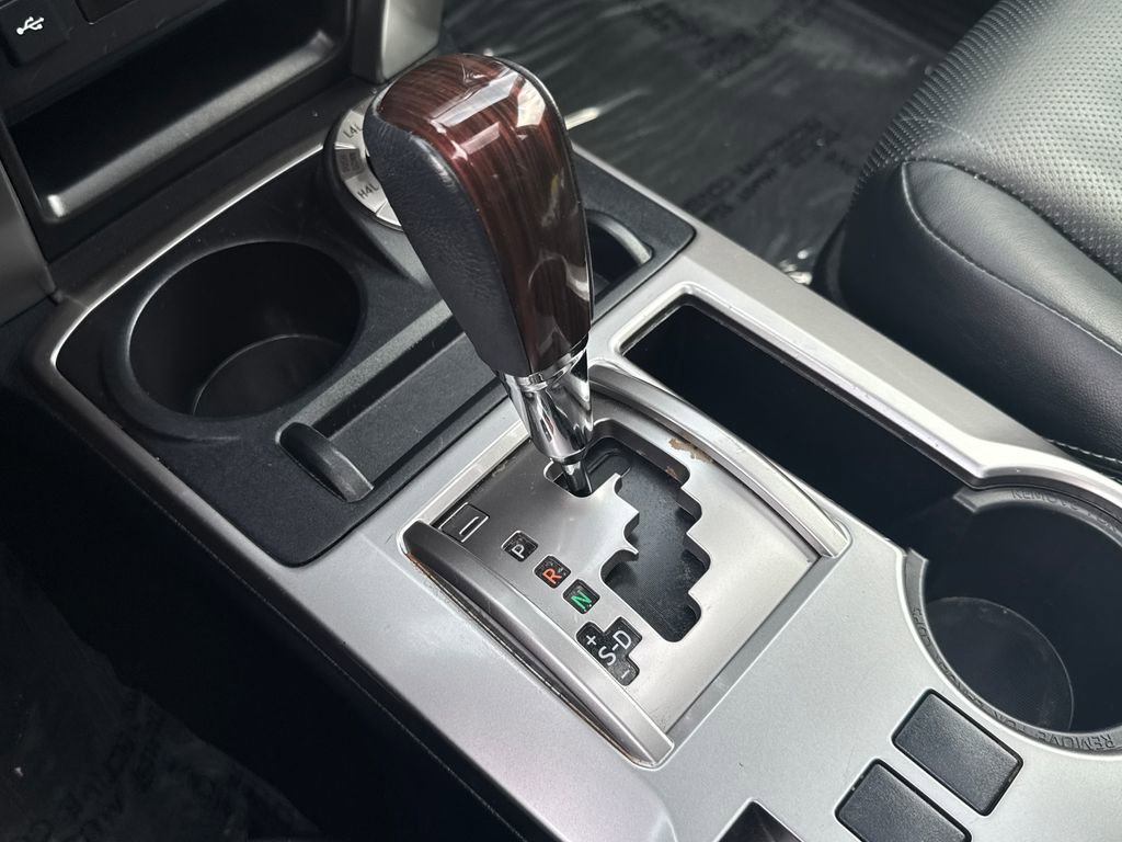 Used 2024 Toyota 4Runner Limited AWD/4WD image 29