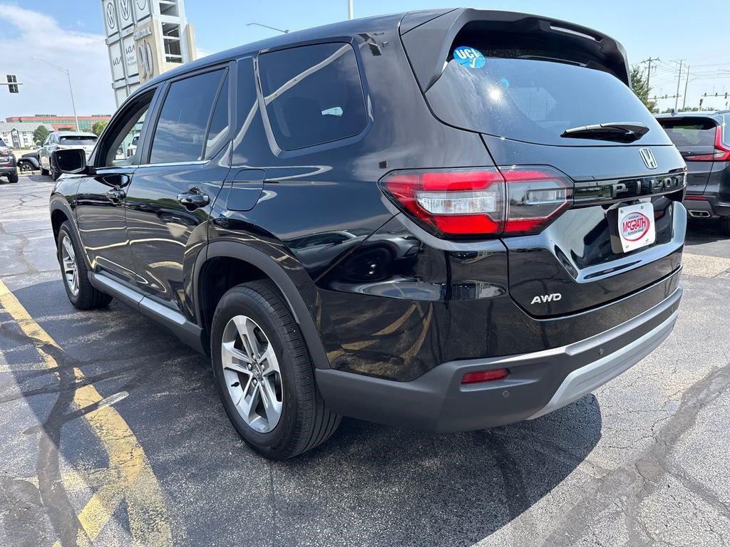 Certified 2024 Honda Pilot EX-L image 8