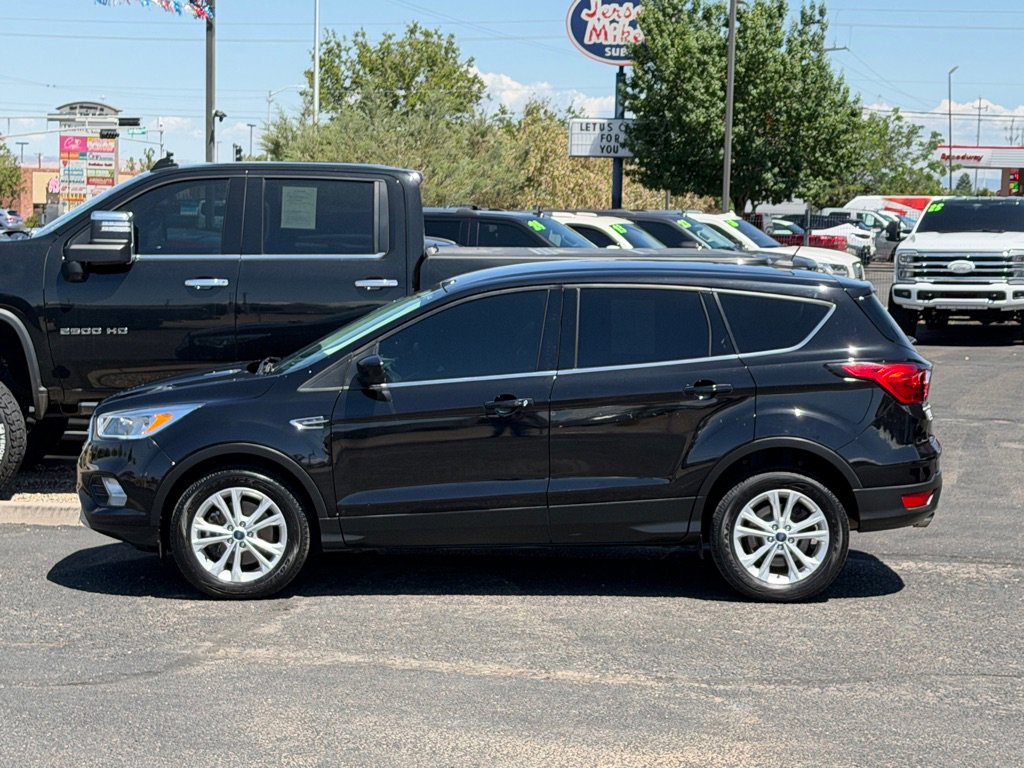 Used 2019 Ford Escape SE AWD/4WD image 2