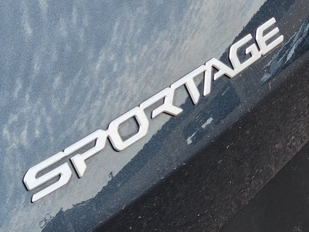 Certified 2025 Kia Sportage EX AWD/4WD image 34