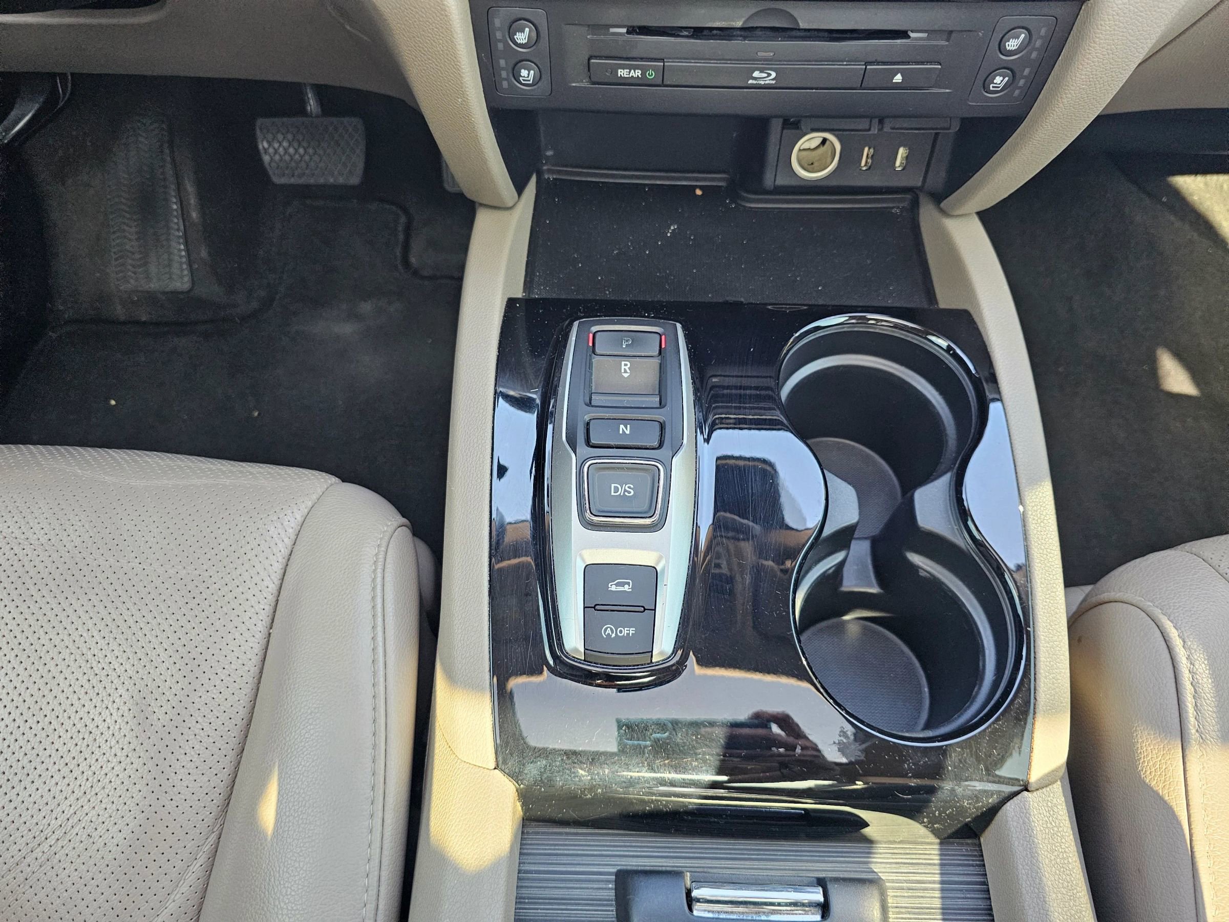 Used 2016 Honda Pilot Elite image 36