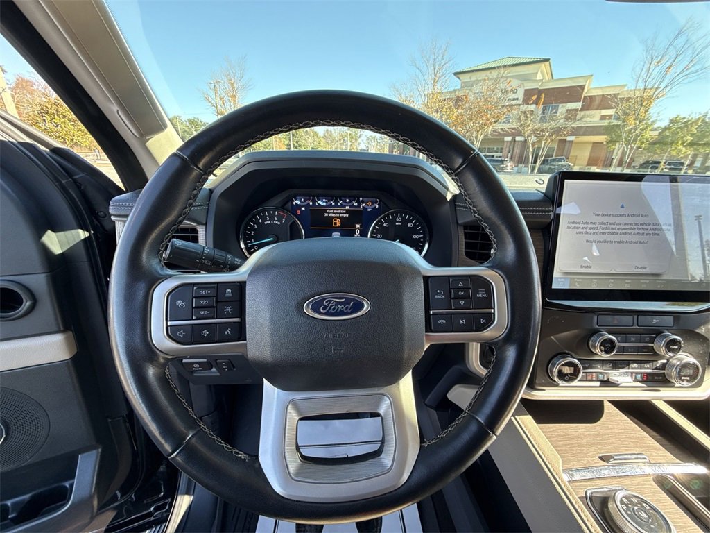 Used 2023 Ford Expedition Max Limited image 12