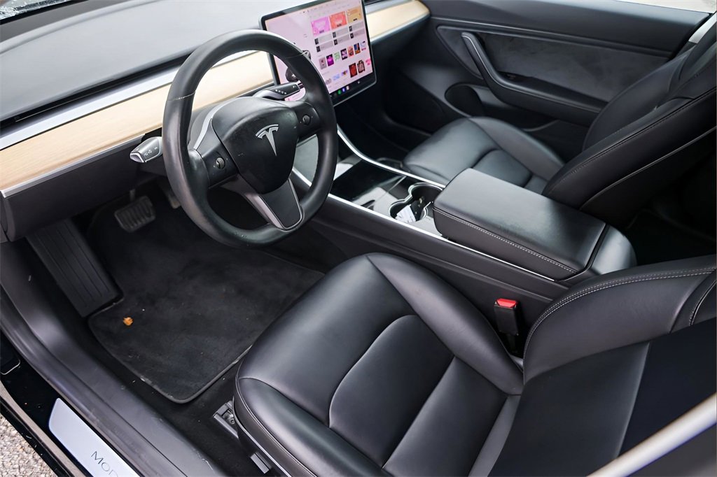 Used 2018 Tesla Model 3 Long Range image 9