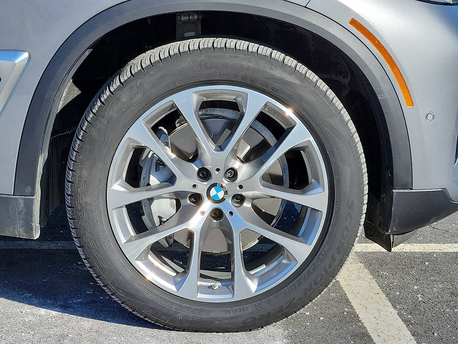 Used 2026 BMW X5 xDrive40i image 8