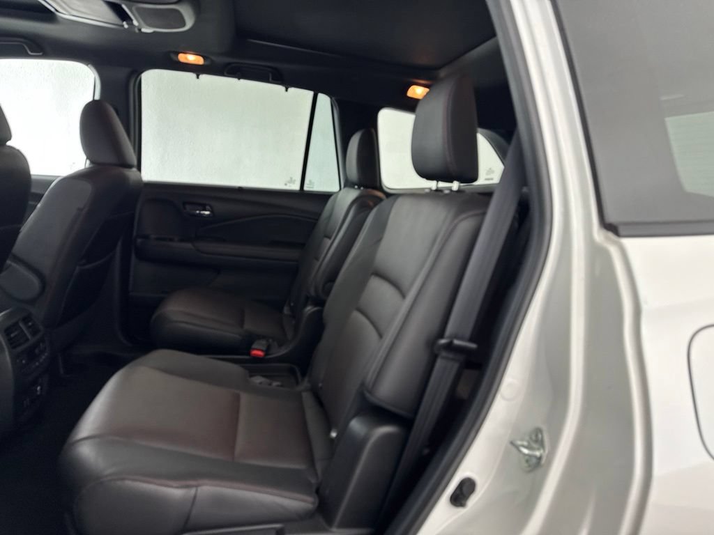 Used 2022 Honda Pilot Black Edition image 29