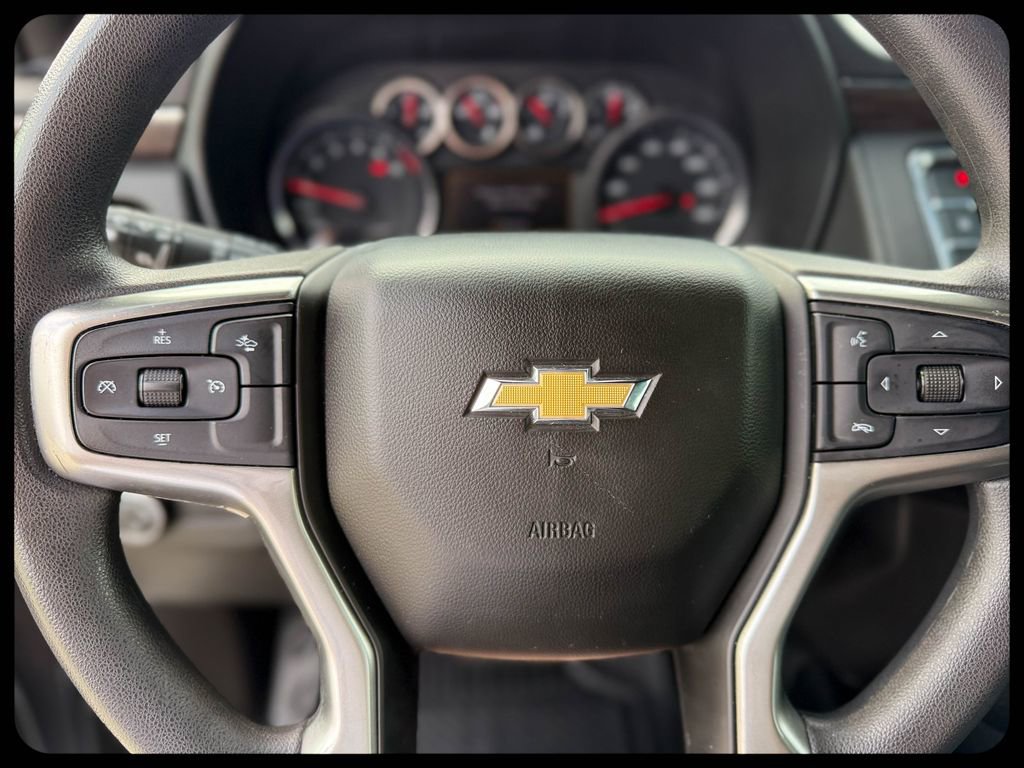 Used 2021 Chevrolet Suburban 2WD image 34