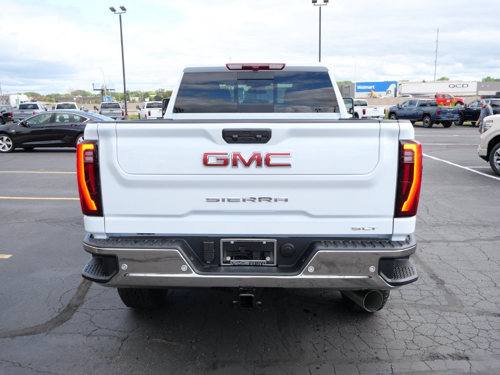 New 2026 GMC Sierra 3500 SLT w/ SLT Premium Package AWD/4WD image 3