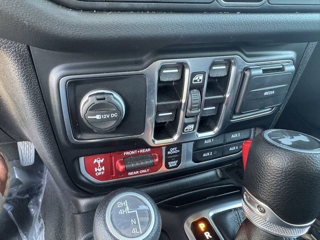 Used 2024 Jeep Wrangler Unlimited Rubicon image 24