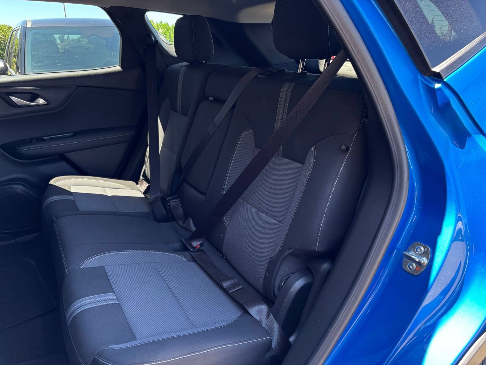 Used 2025 Chevrolet Blazer LT FWD image 38