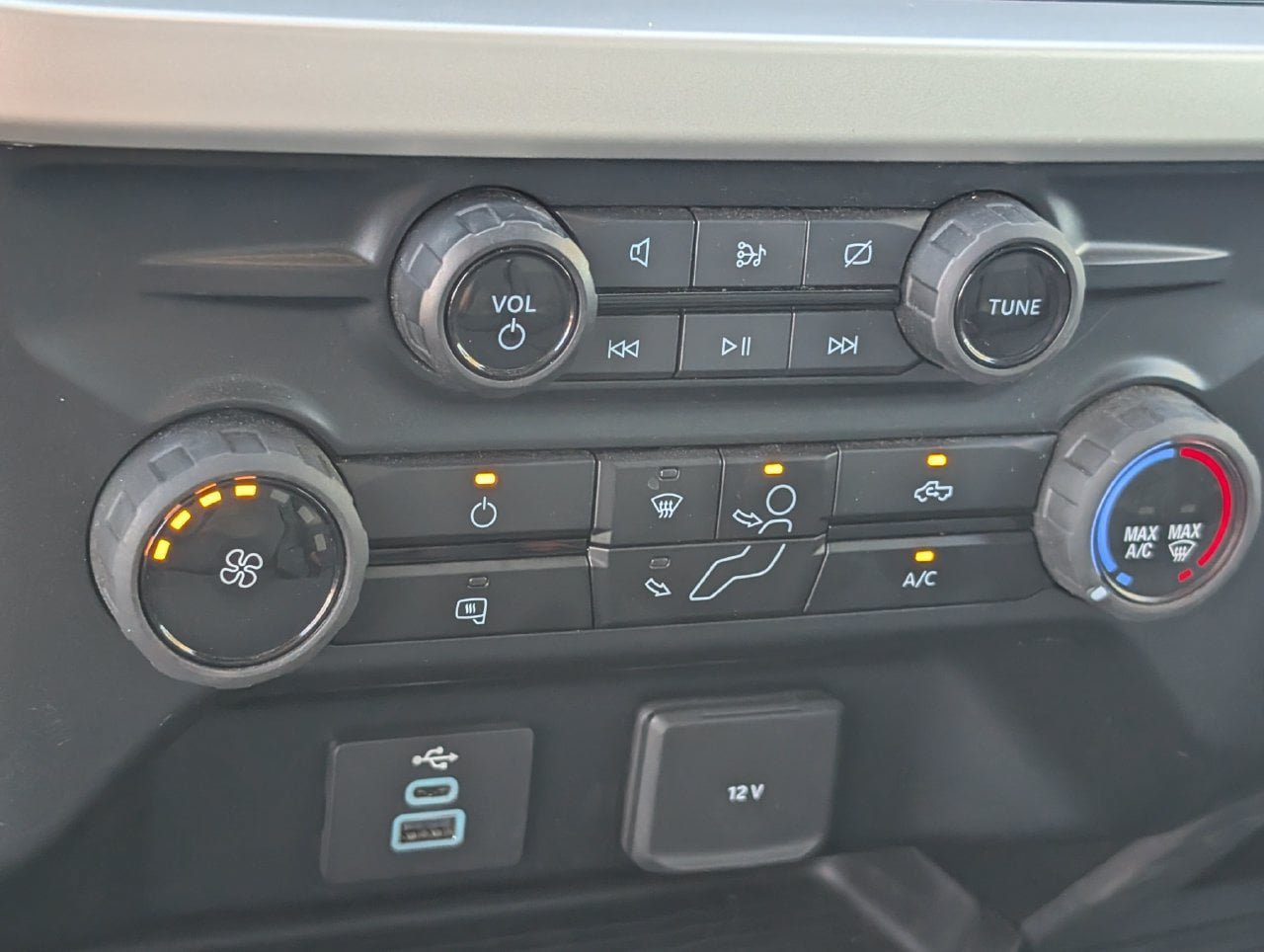 Used 2023 Ford F250 XLT w/ 360-Degree Camera Package AWD/4WD image 15