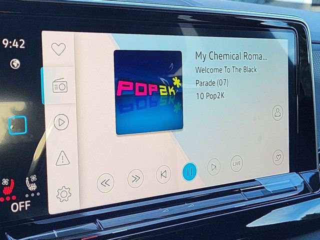 New 2026 Volkswagen Atlas Cross Sport SEL Premium R-Line image 25