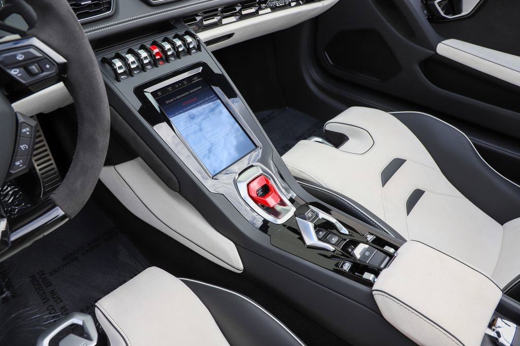 Used 2024 Lamborghini Huracan EVO AWD/4WD image 56