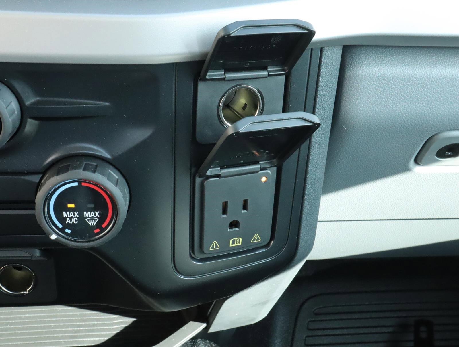 Used 2024 Ford F350 XL w/ XL Chrome Package image 11