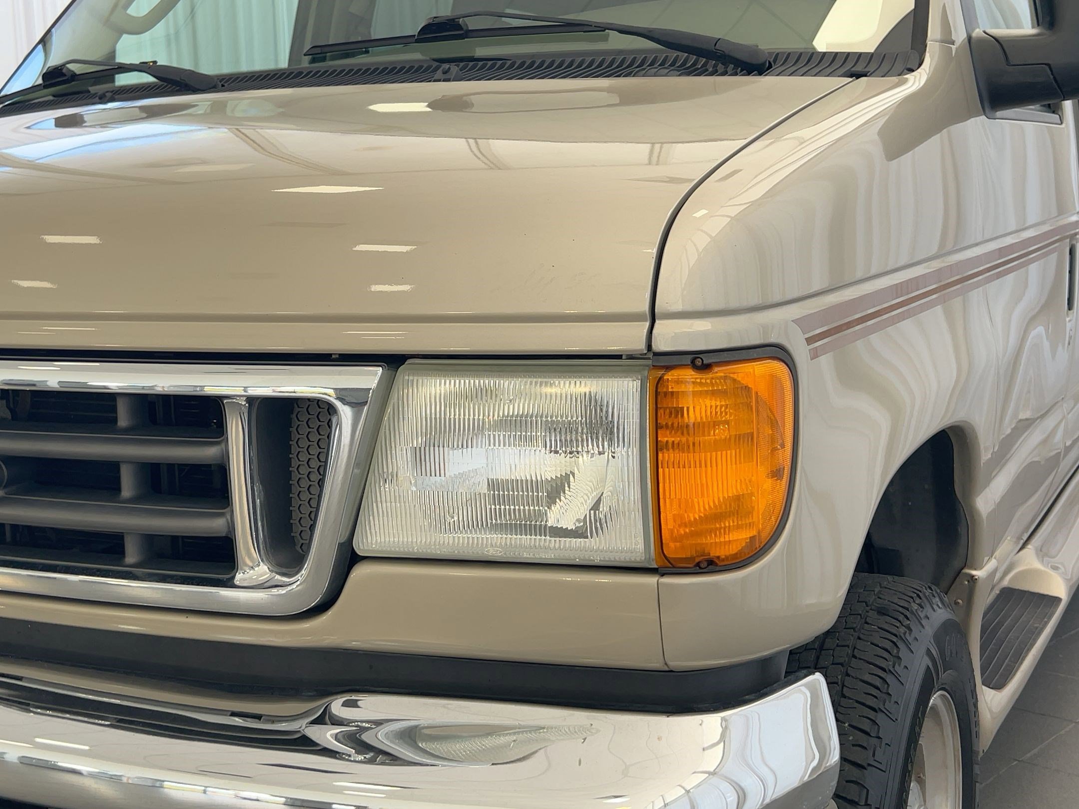 Used 2007 Ford E-150 and Econoline 150 image 11