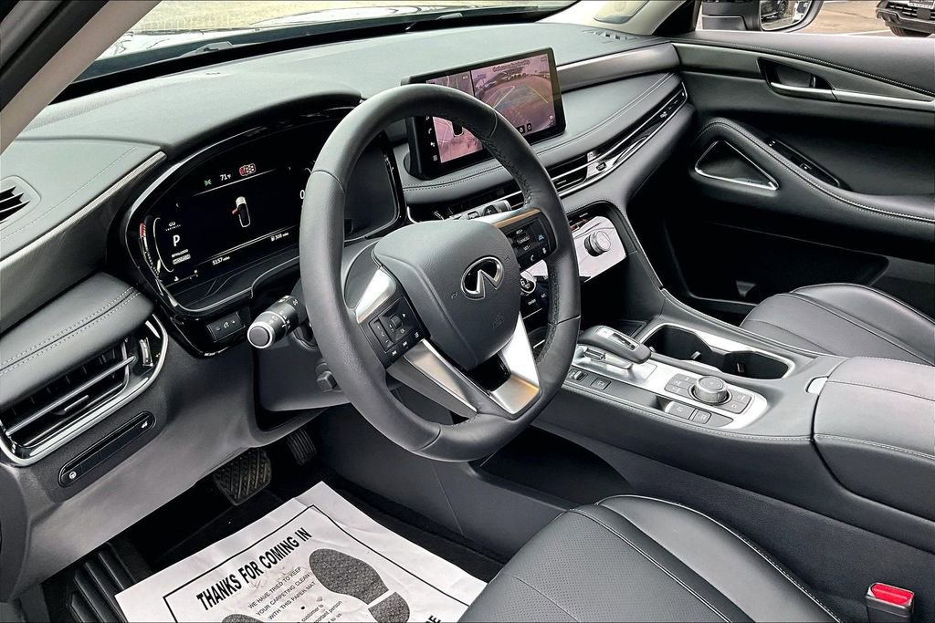 Certified 2026 INFINITI QX60 Luxe w/ Cargo Package FWD image 16