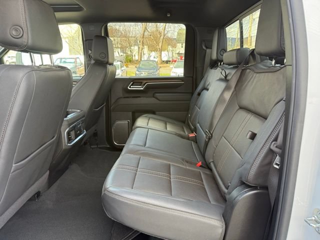 Used 2025 Chevrolet Silverado 2500 High Country w/ Technology Package AWD/4WD image 14