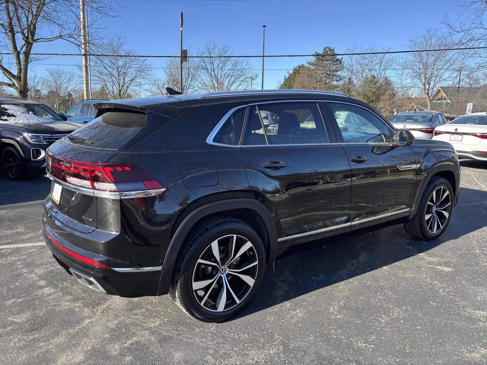 New 2026 Volkswagen Atlas Cross Sport SEL Premium R-Line AWD/4WD image 7