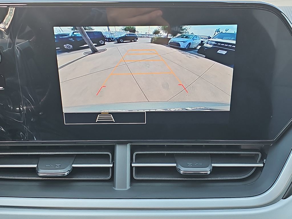 New 2026 Chevrolet Trax RS w/ Sunroof Package image 22