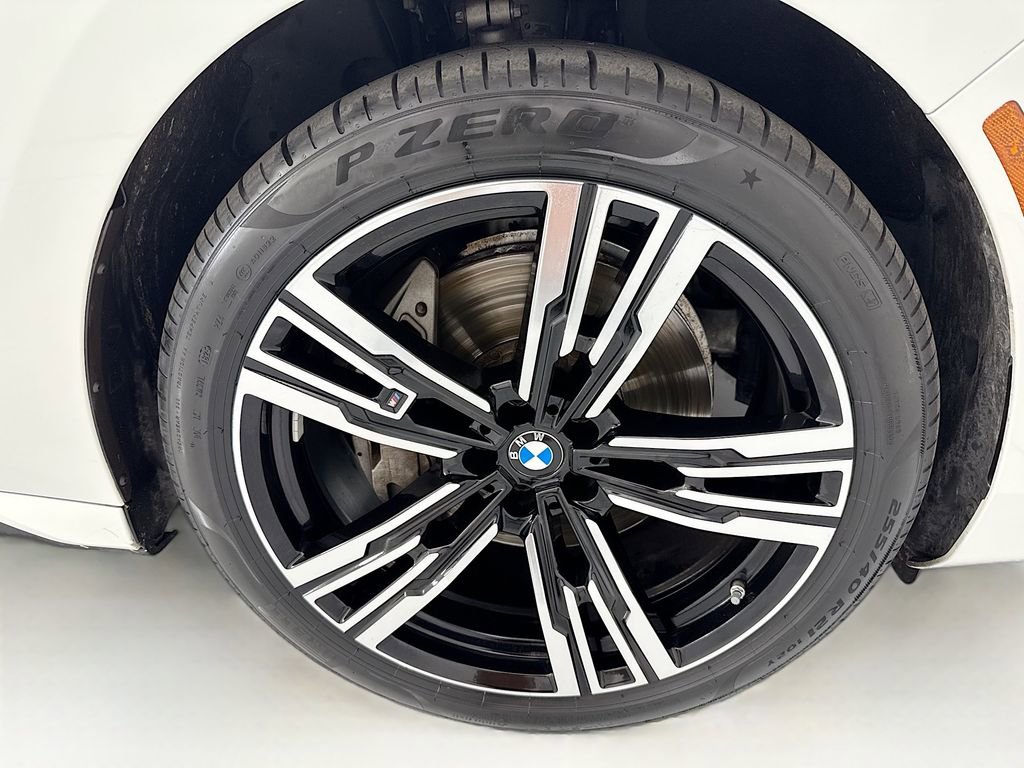 Certified 2023 BMW 740i RWD image 30