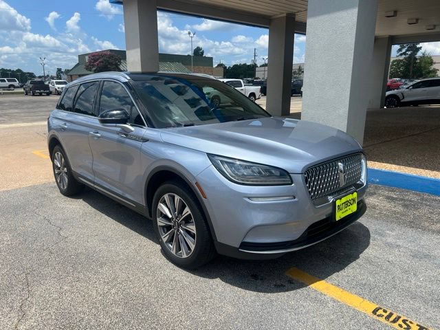 Used 2022 Lincoln Corsair Reserve w/ Elements Package FWD image 2