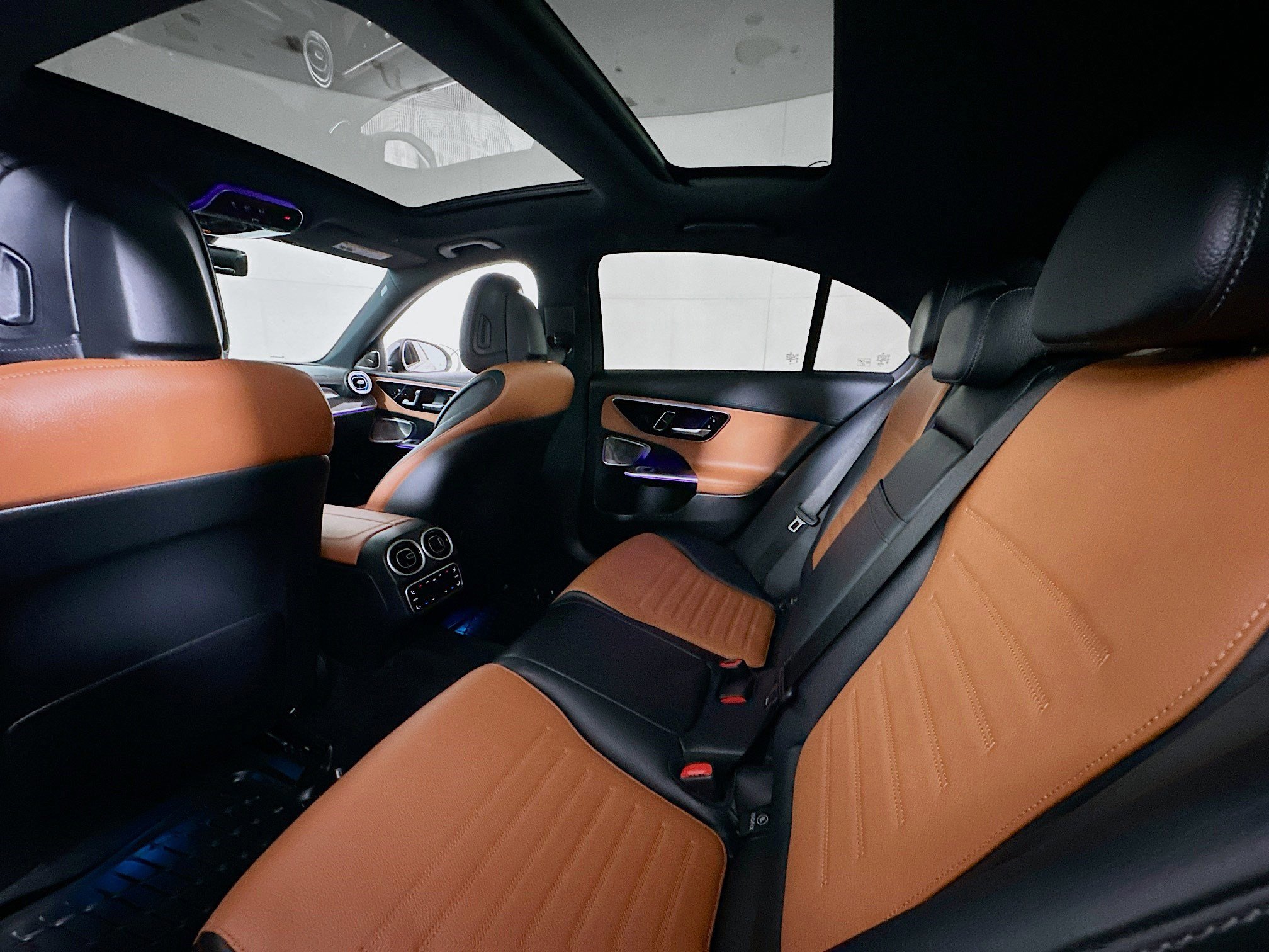 Used 2023 Mercedes-Benz C 43 AMG 4MATIC Sedan w/ Pinnacle Trim Package image 22