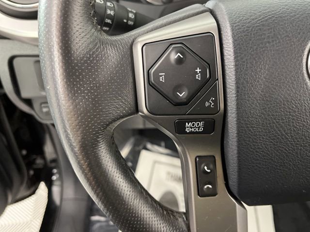 Used 2017 Toyota Tacoma SR5 image 22