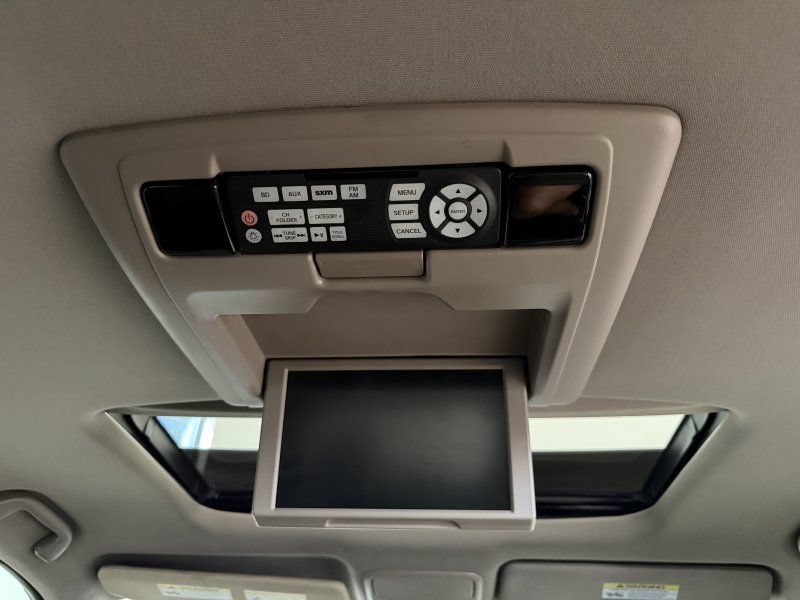Used 2016 Honda Pilot Touring image 25