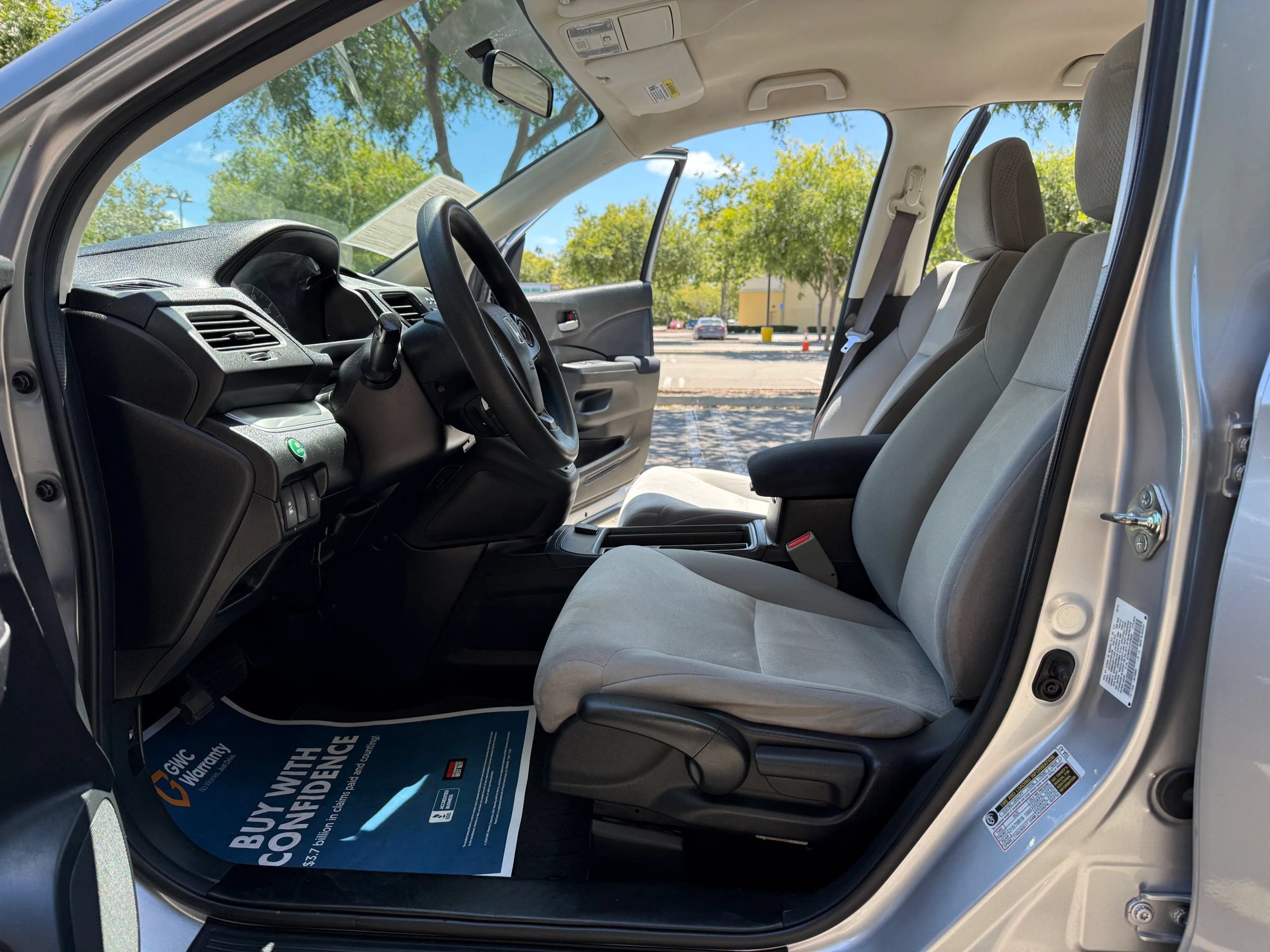 Used 2015 Honda CR-V LX image 10