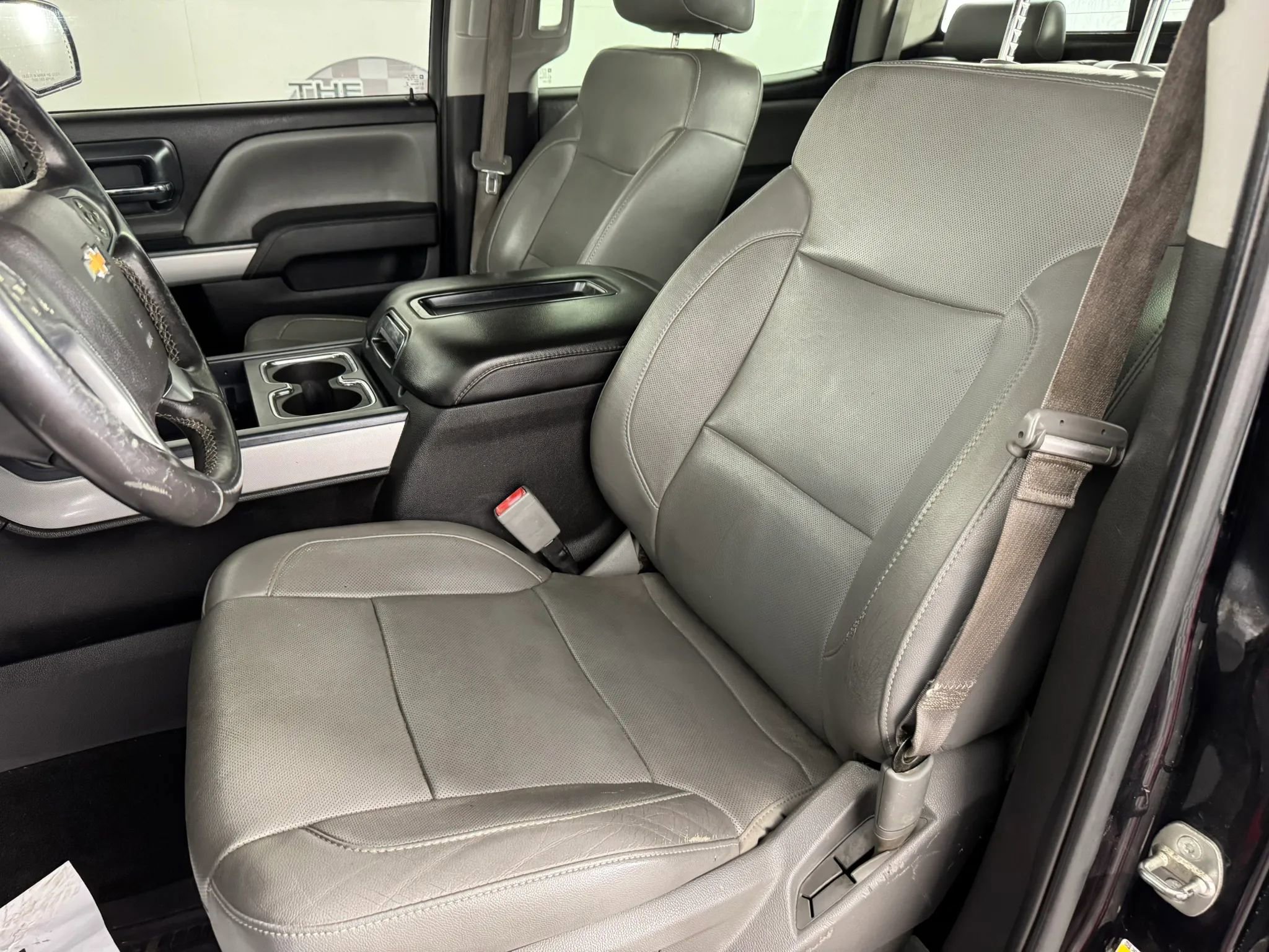 Used 2014 Chevrolet Silverado 1500 LTZ Z71 w/ LTZ Plus Package AWD/4WD image 32