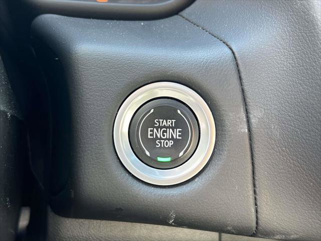 Used 2022 Chevrolet Suburban High Country AWD/4WD image 28